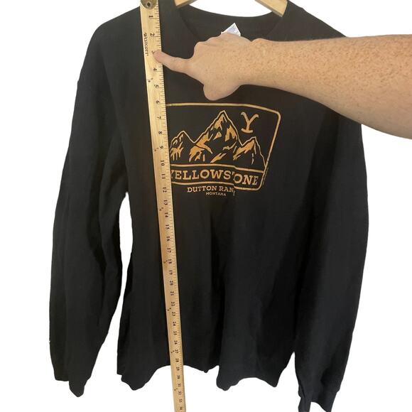 Yellowstone Dutton Ranch Montana Sweatshirt SIZE XL Black Gold Unisex Pullover - Picture 4 of 8